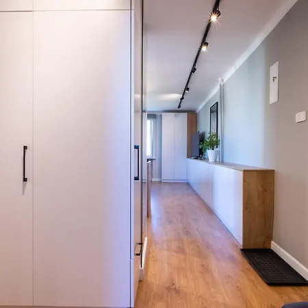 Apartamentysnu, Warynski Komfort Lägenhet *